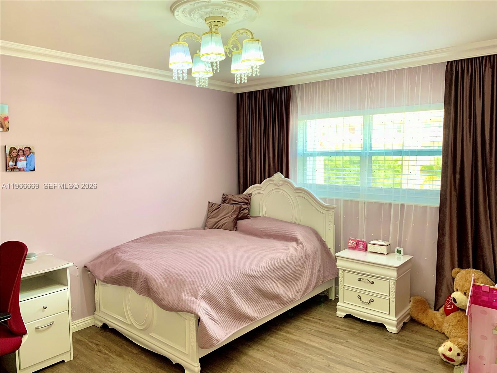 MEADOWBROOK TOWERS CONDO - Residential