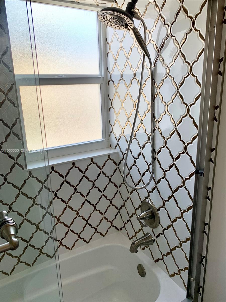 MEADOWBROOK TOWERS CONDO - Residential