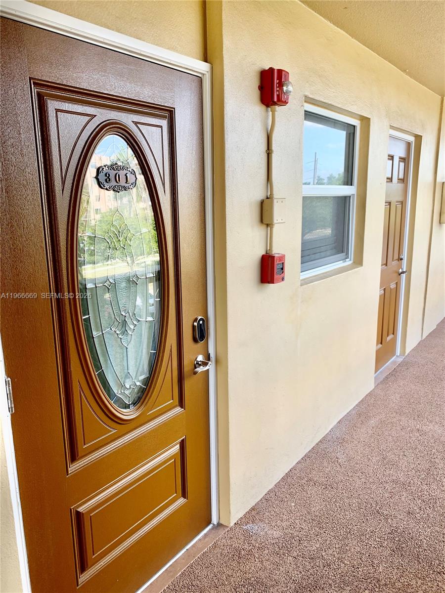 MEADOWBROOK TOWERS CONDO - Residential