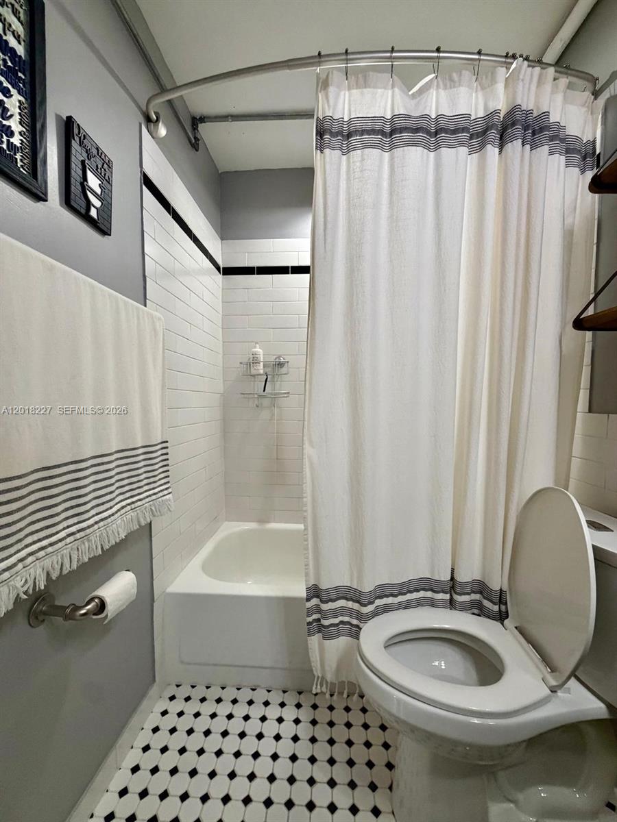 CARMEL AT CALIFORNIA CL C - Residential