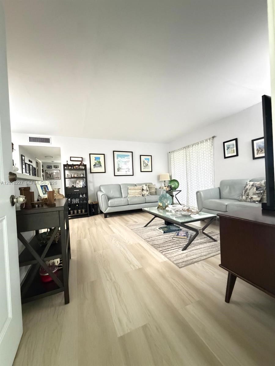 CARMEL AT CALIFORNIA CL C - Residential