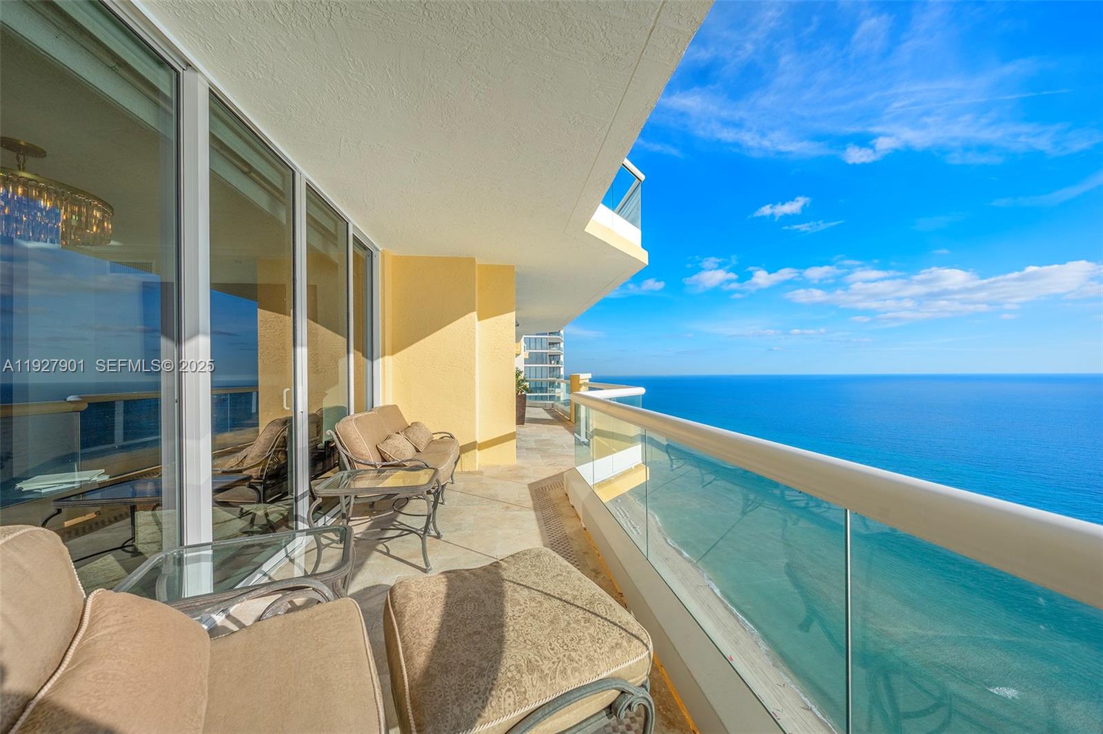 ACQUALINA OCEAN RESIDENCES - Residential
