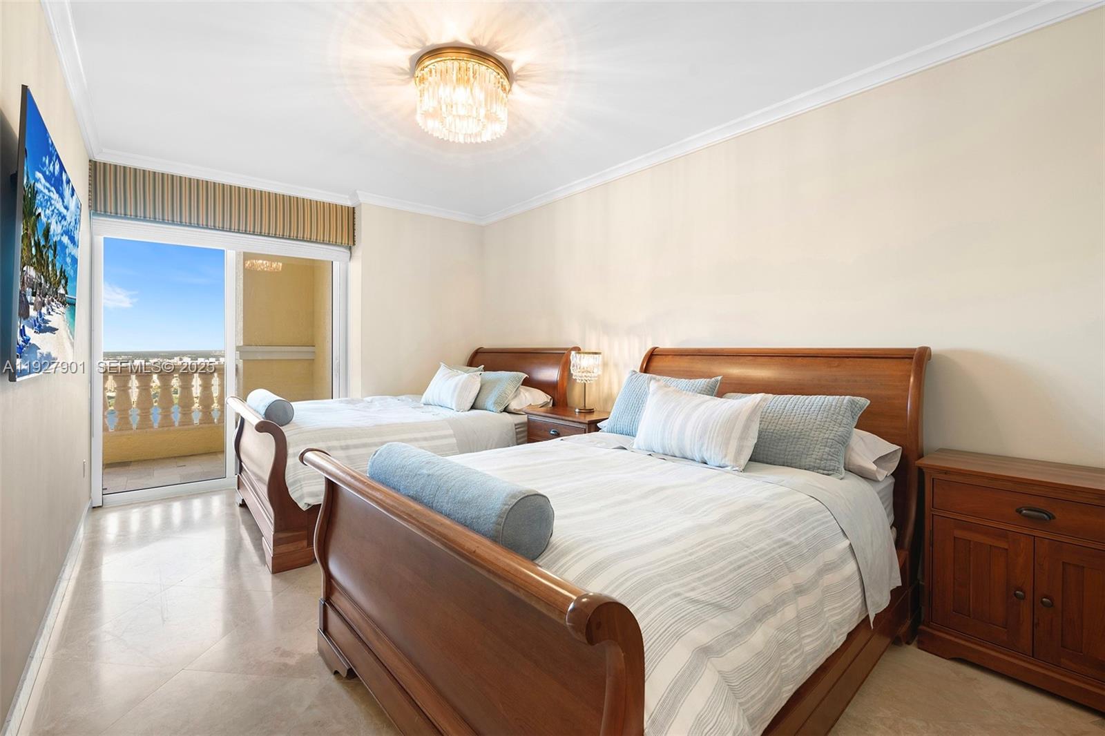 ACQUALINA OCEAN RESIDENCES - Residential