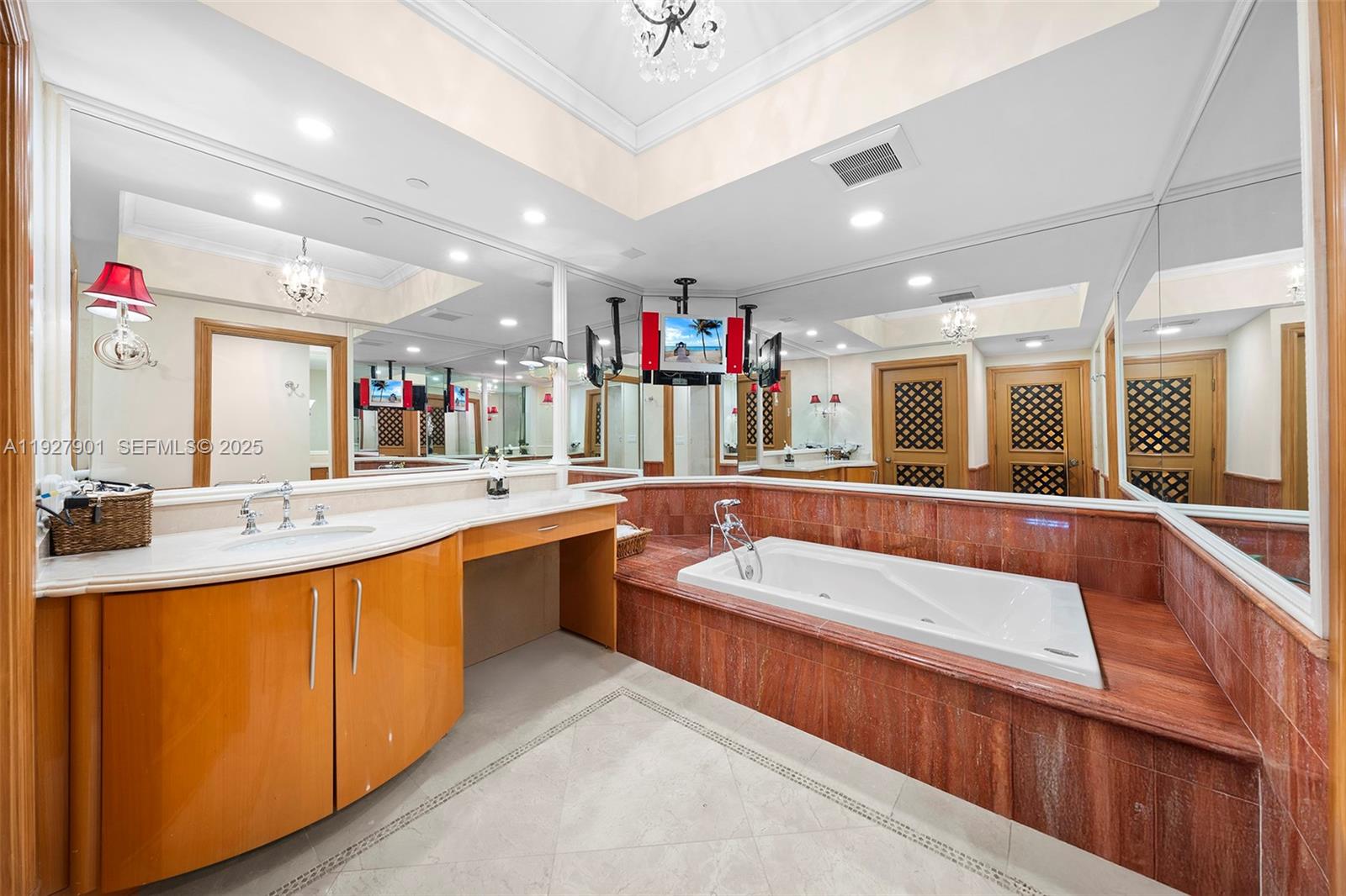 ACQUALINA OCEAN RESIDENCES - Residential