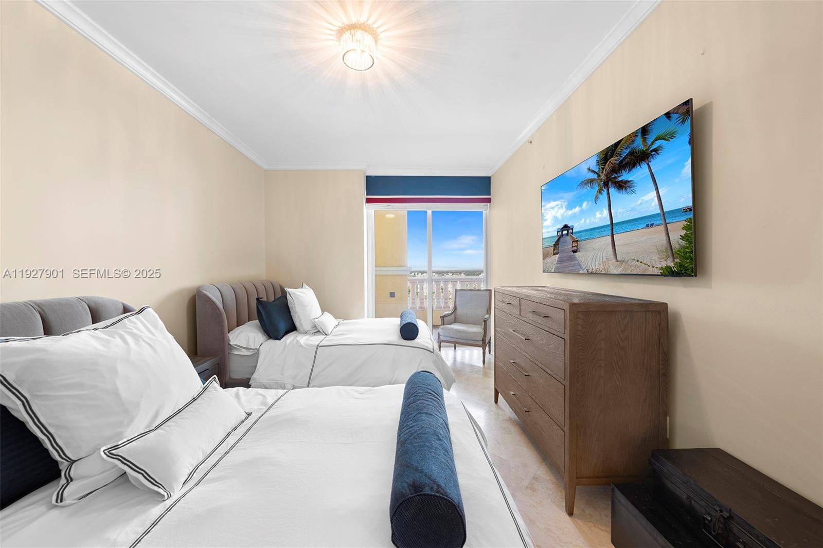 ACQUALINA OCEAN RESIDENCES - Residential