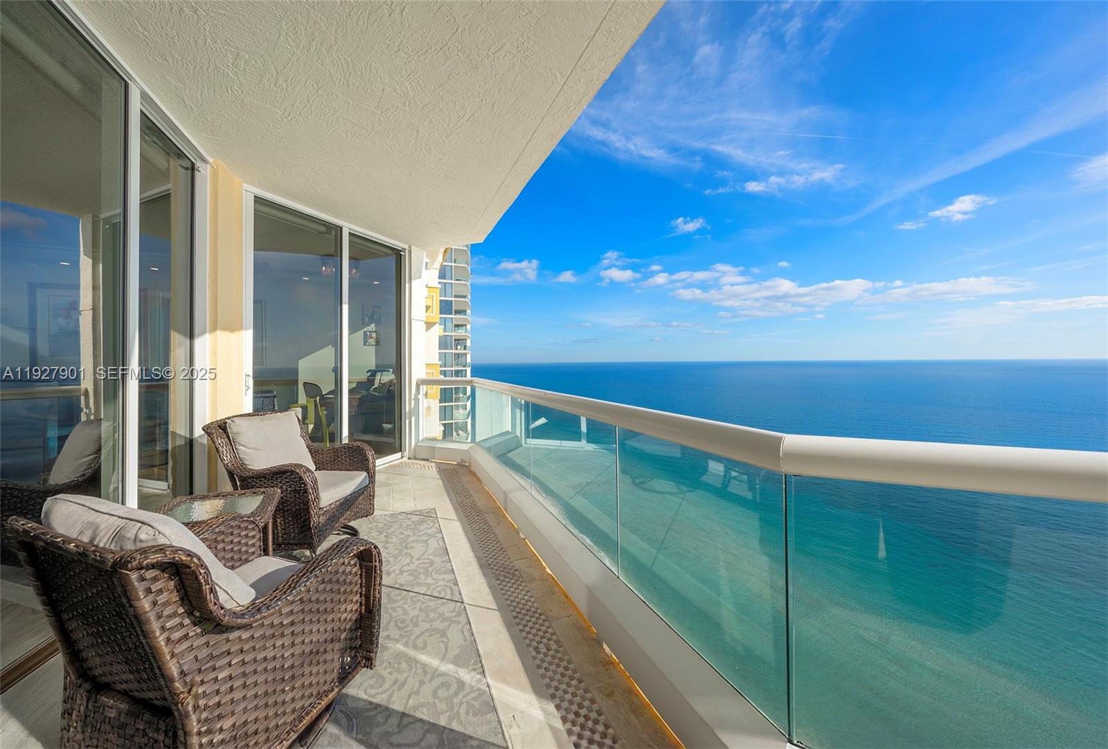 ACQUALINA OCEAN RESIDENCES - Residential