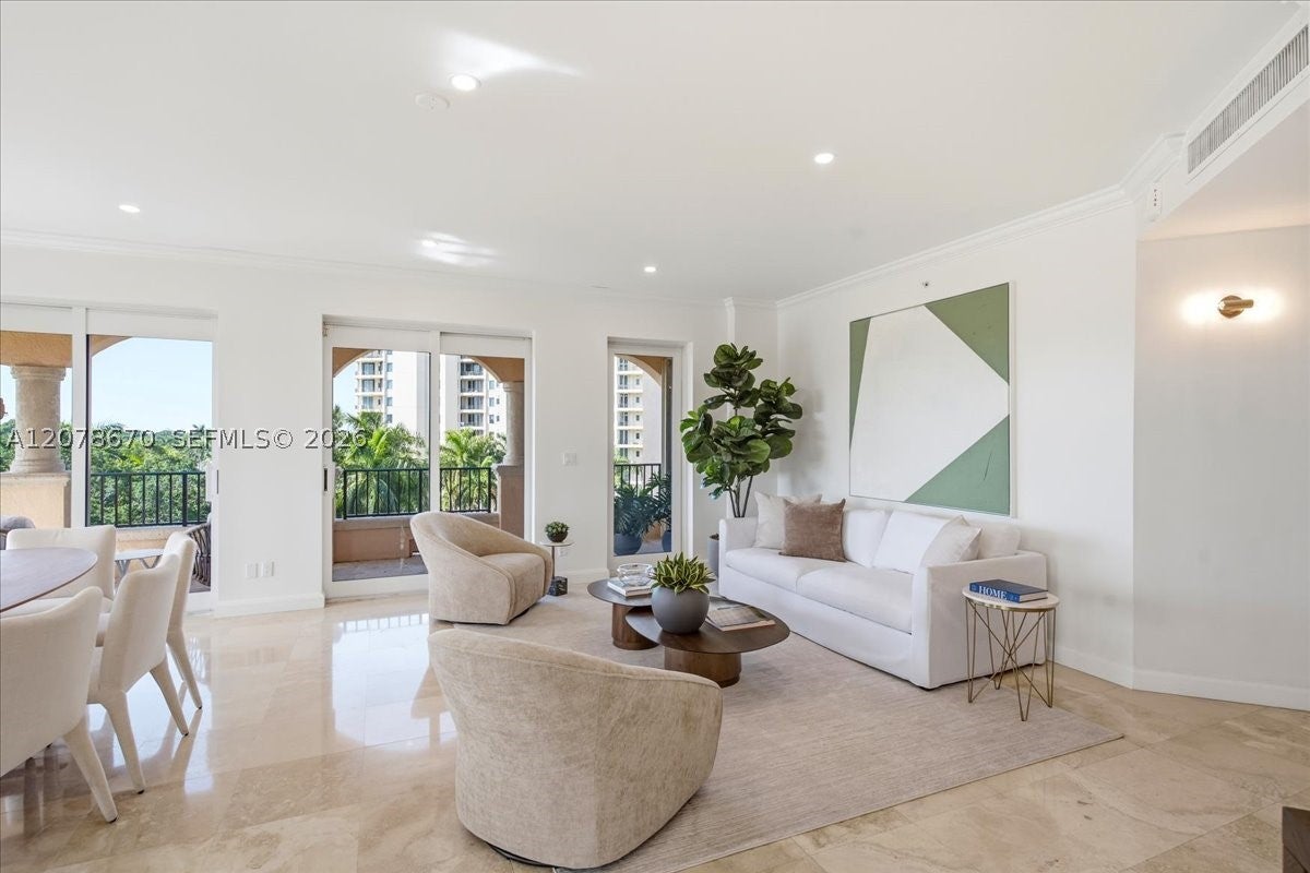 13633 Deering Bay Dr 256