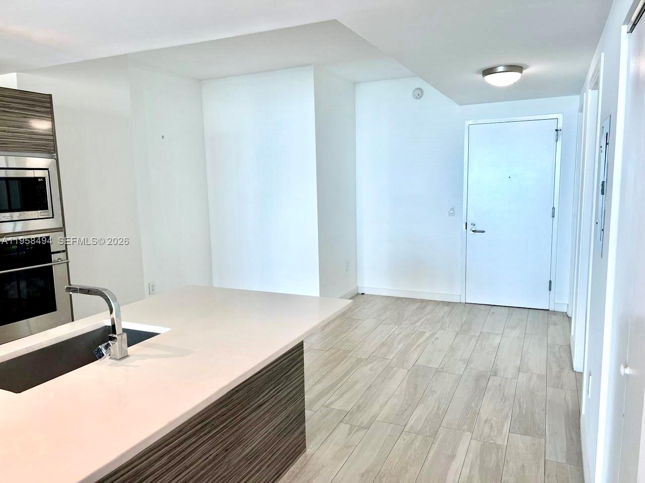 ICON BAY CONDO - Residential