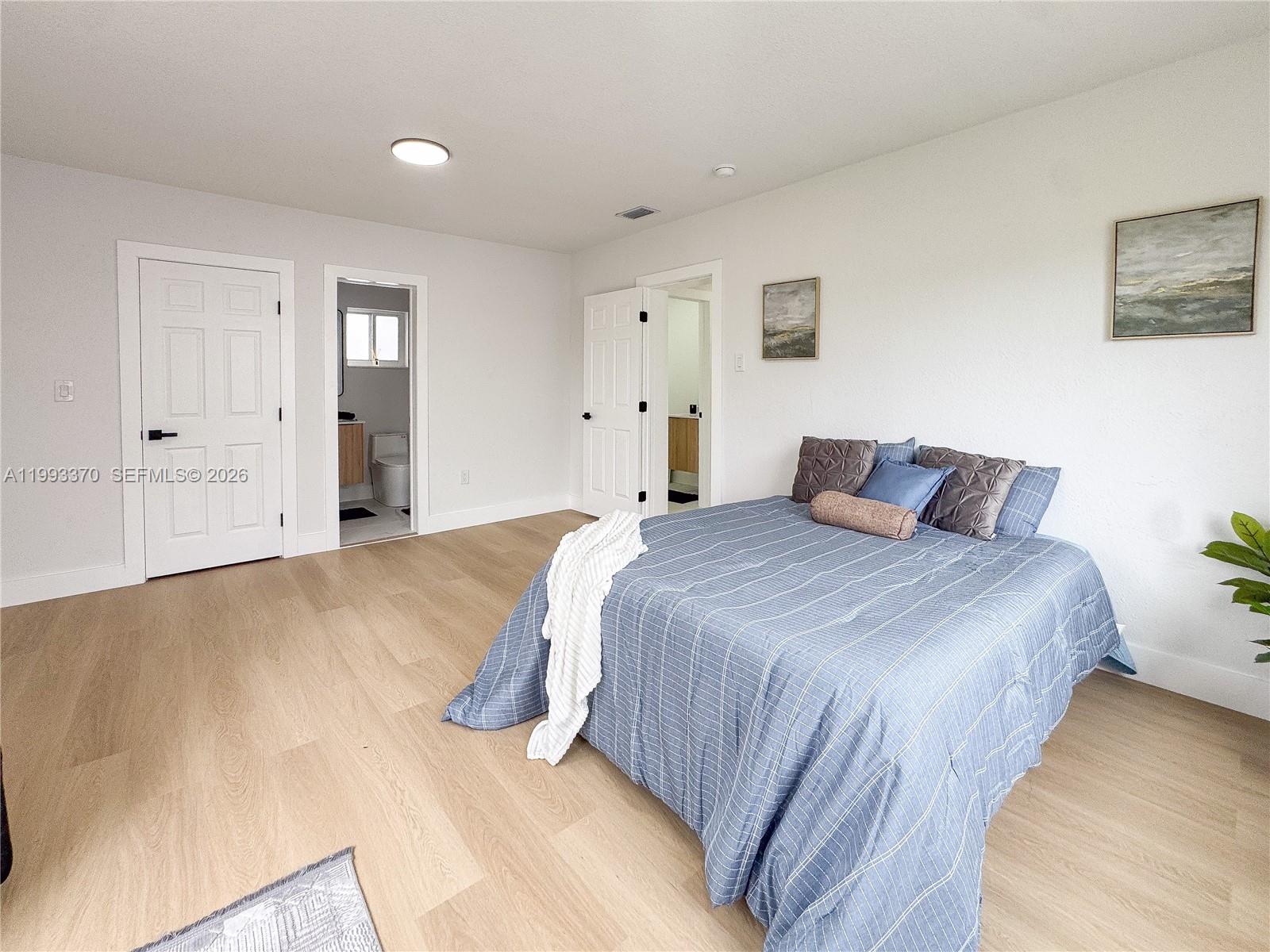 LIBERTY CITY - Residential