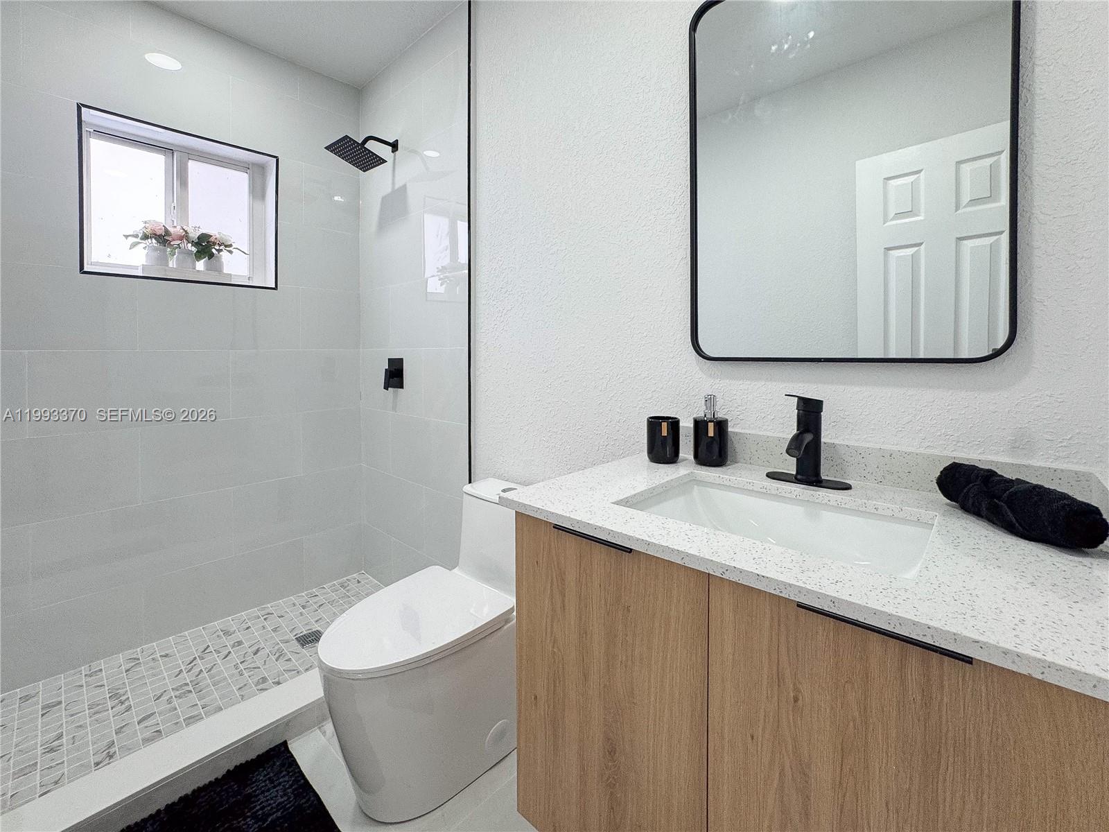 LIBERTY CITY - Residential