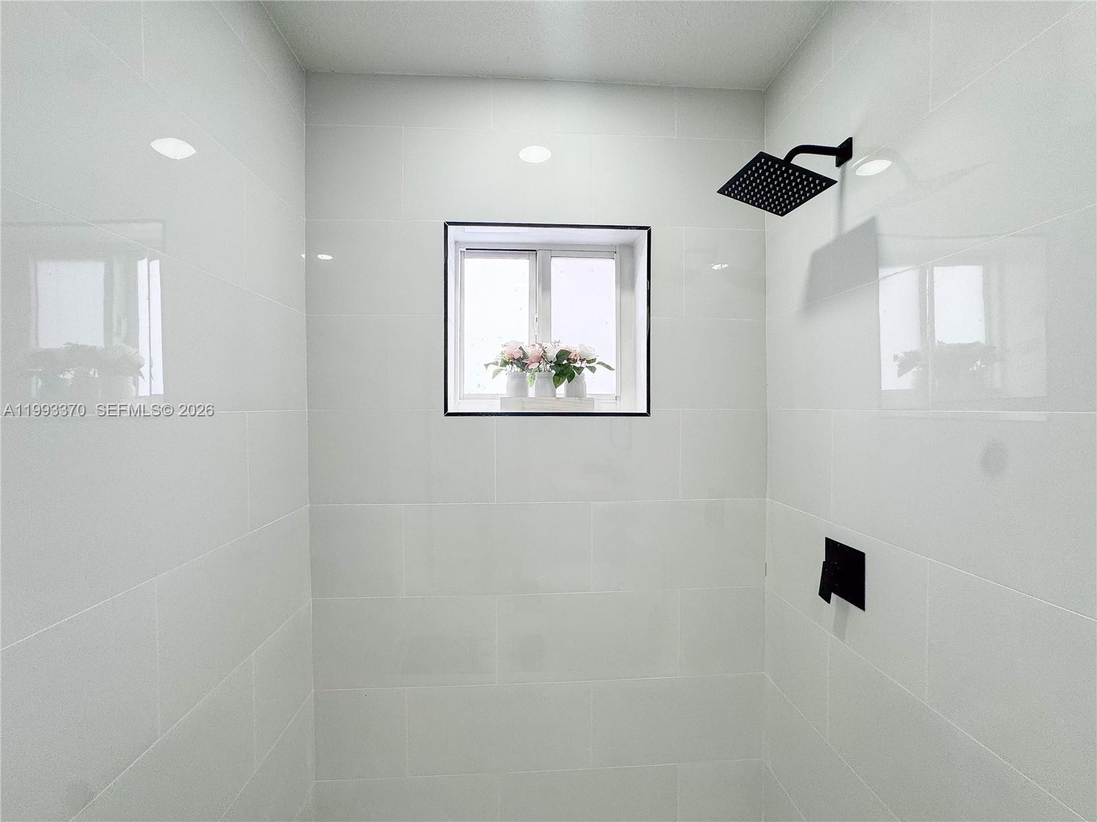 LIBERTY CITY - Residential