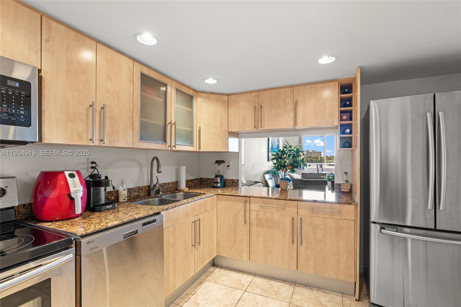 RIVIERA CONDOMINIUM APTS - Residential