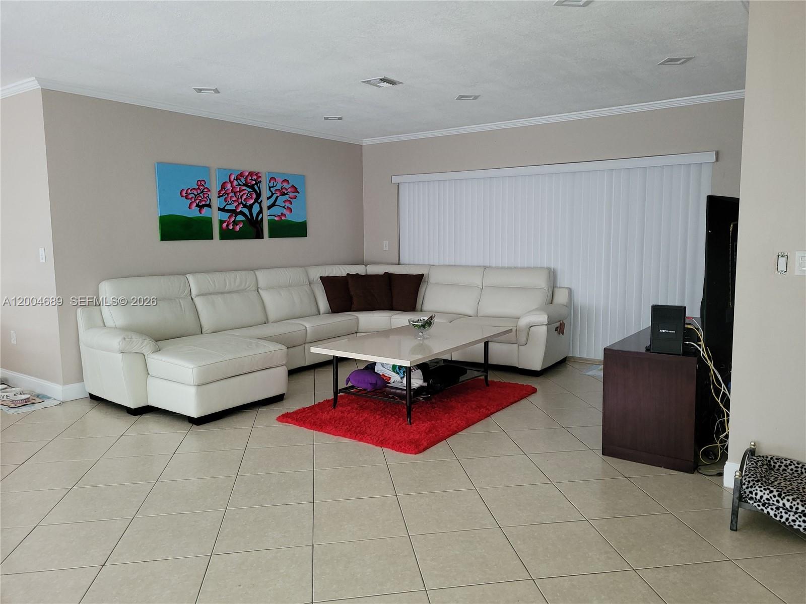 TWIN LAKES MANOR SUB - Residential