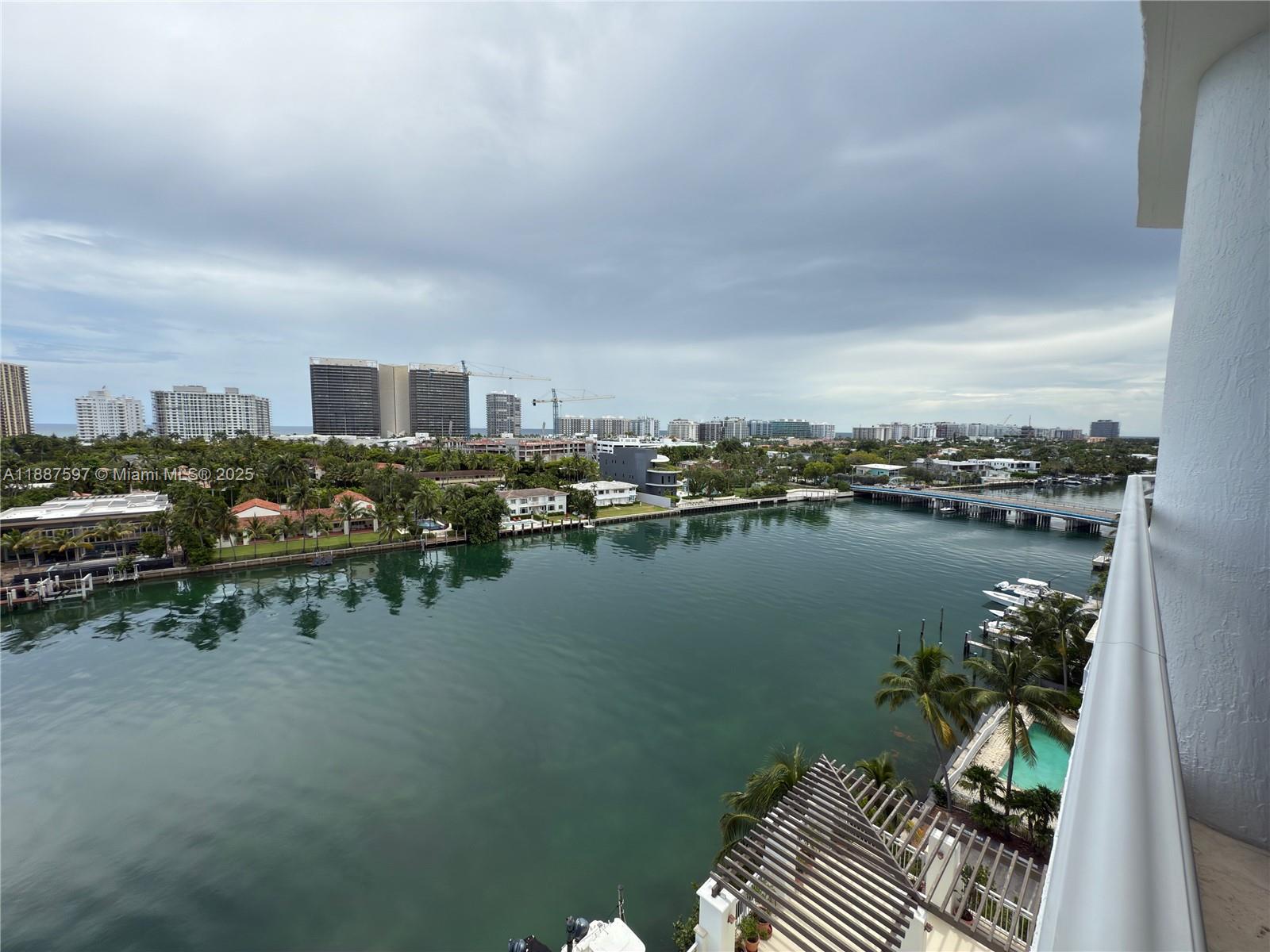 CARROLL WALK CONDO - Residential Lease