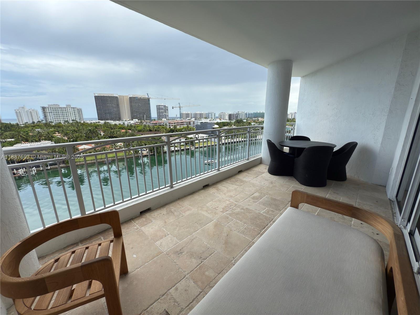 CARROLL WALK CONDO - Residential Lease