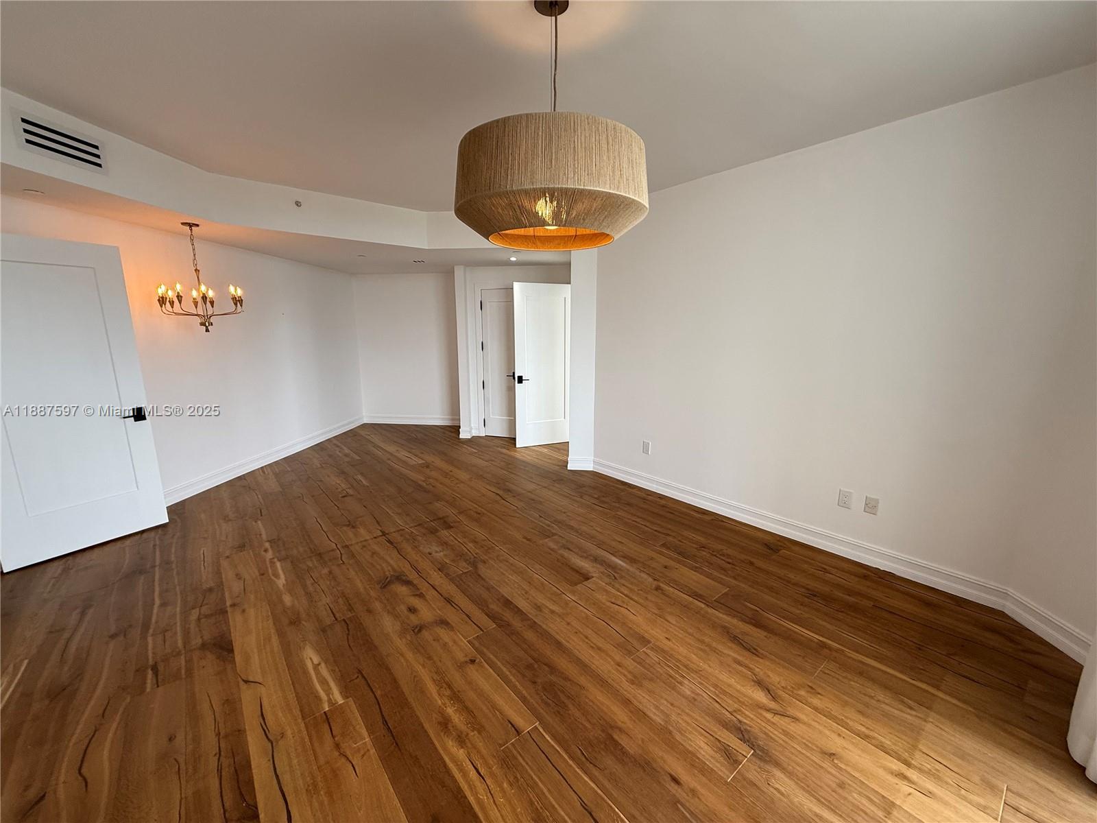 CARROLL WALK CONDO - Residential Lease