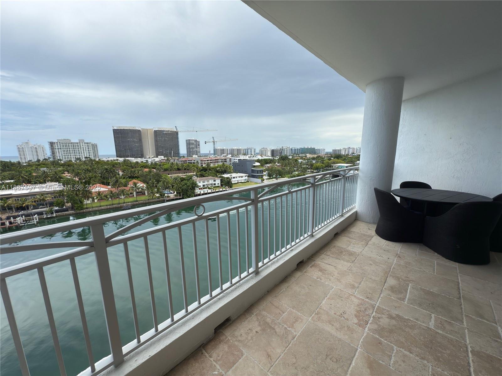 CARROLL WALK CONDO - Residential Lease