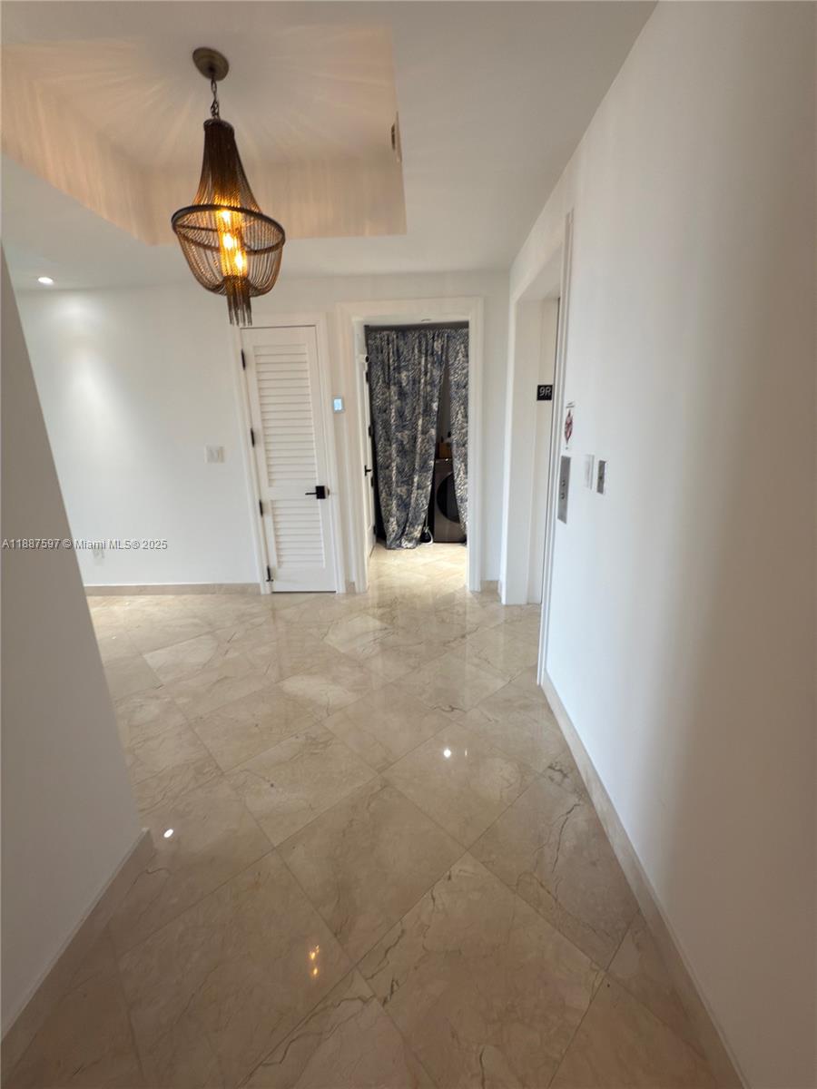 CARROLL WALK CONDO - Residential Lease