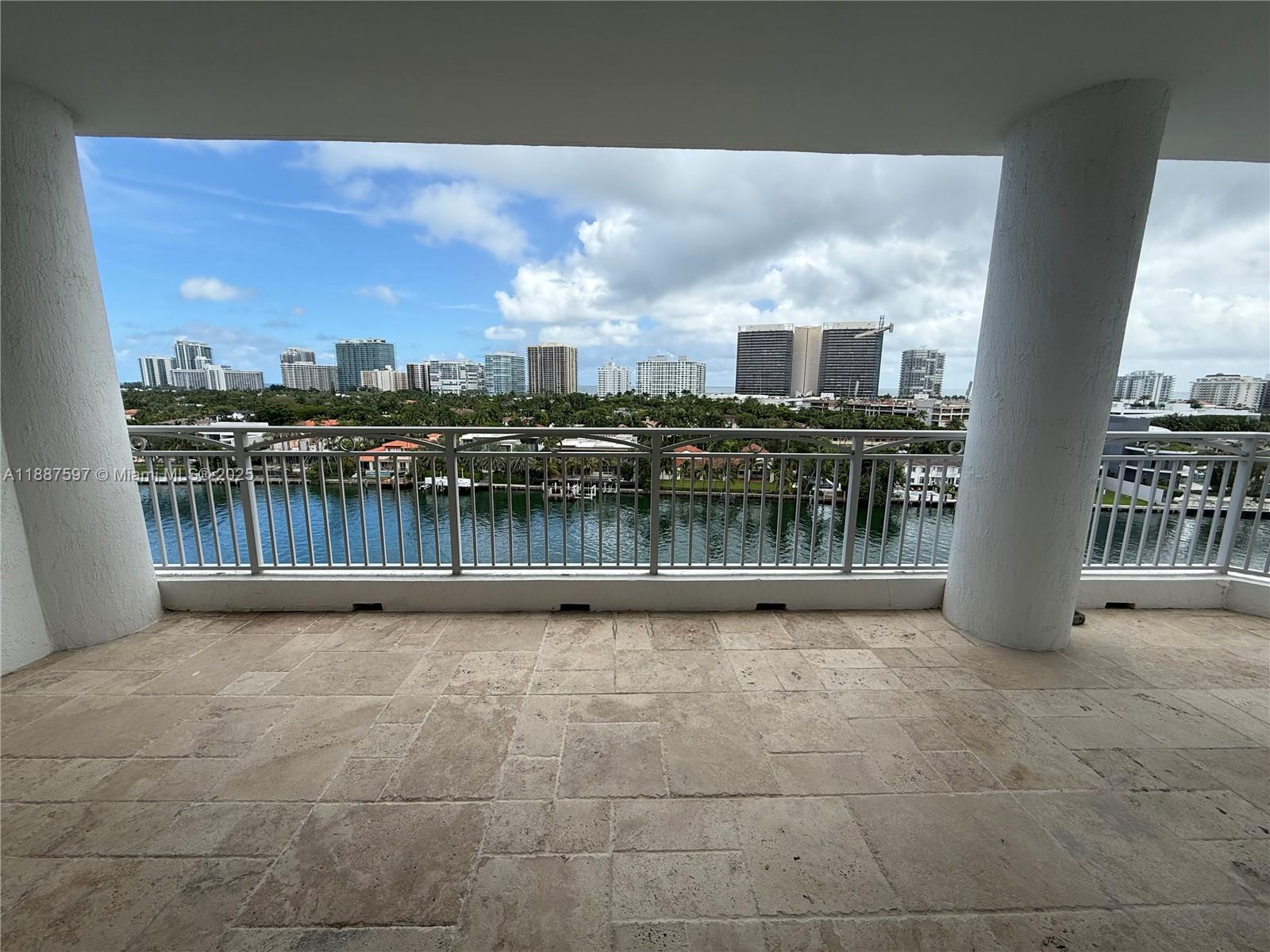 CARROLL WALK CONDO - Residential Lease