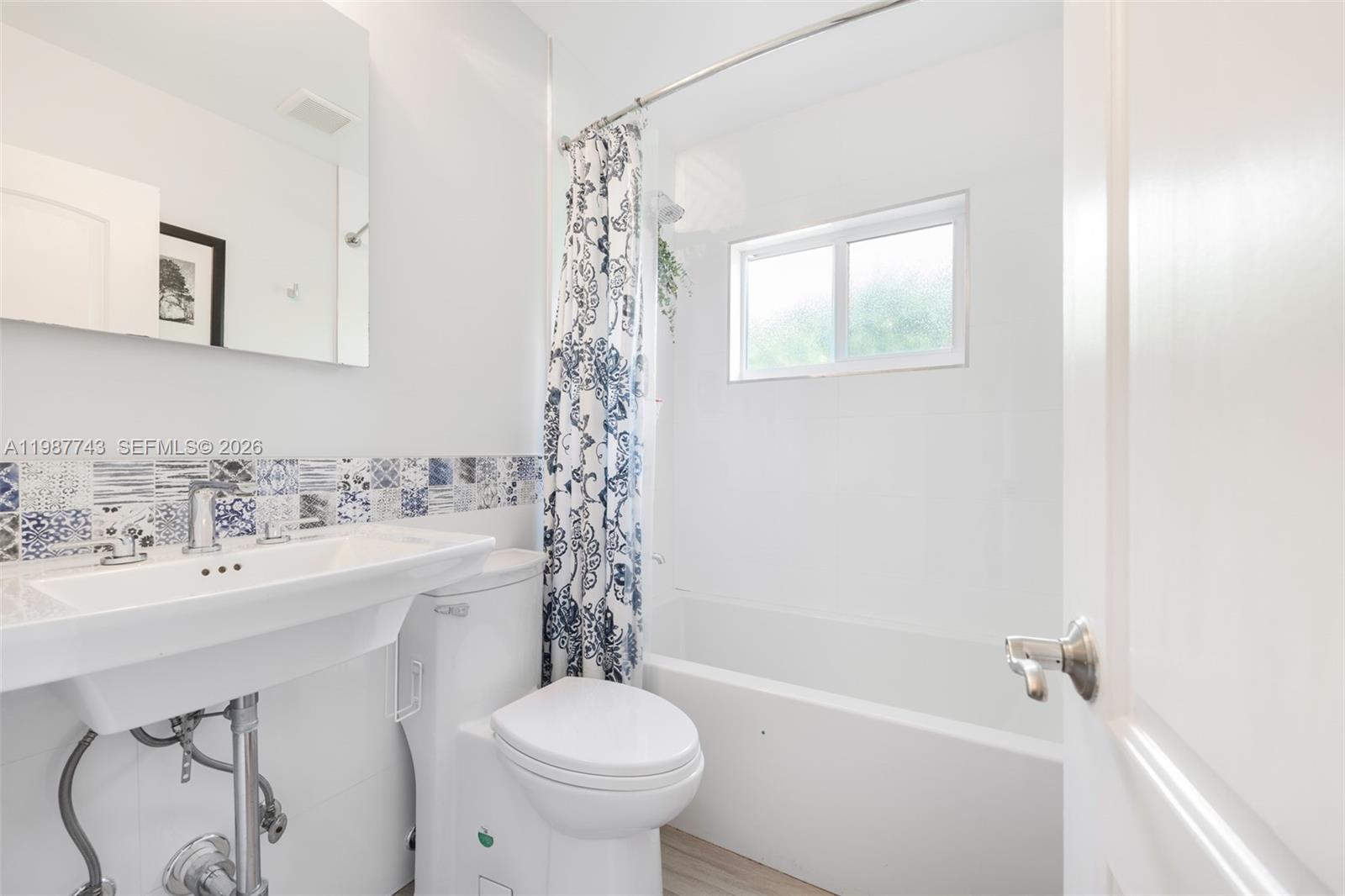 CORTEZ PLACE - Residential