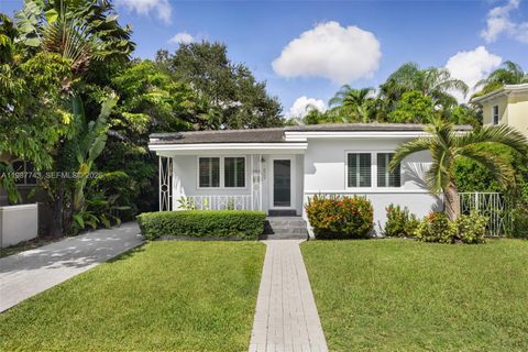 Photo of 809 Angelo Ave, Coral Gables, FL 33134 (MLS # A11987743)