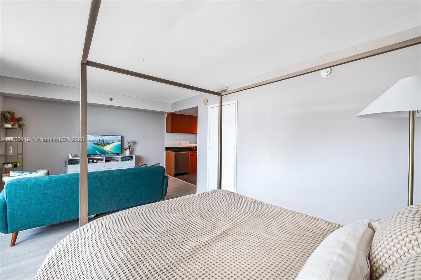 50 BISCAYNE CONDO - Residential