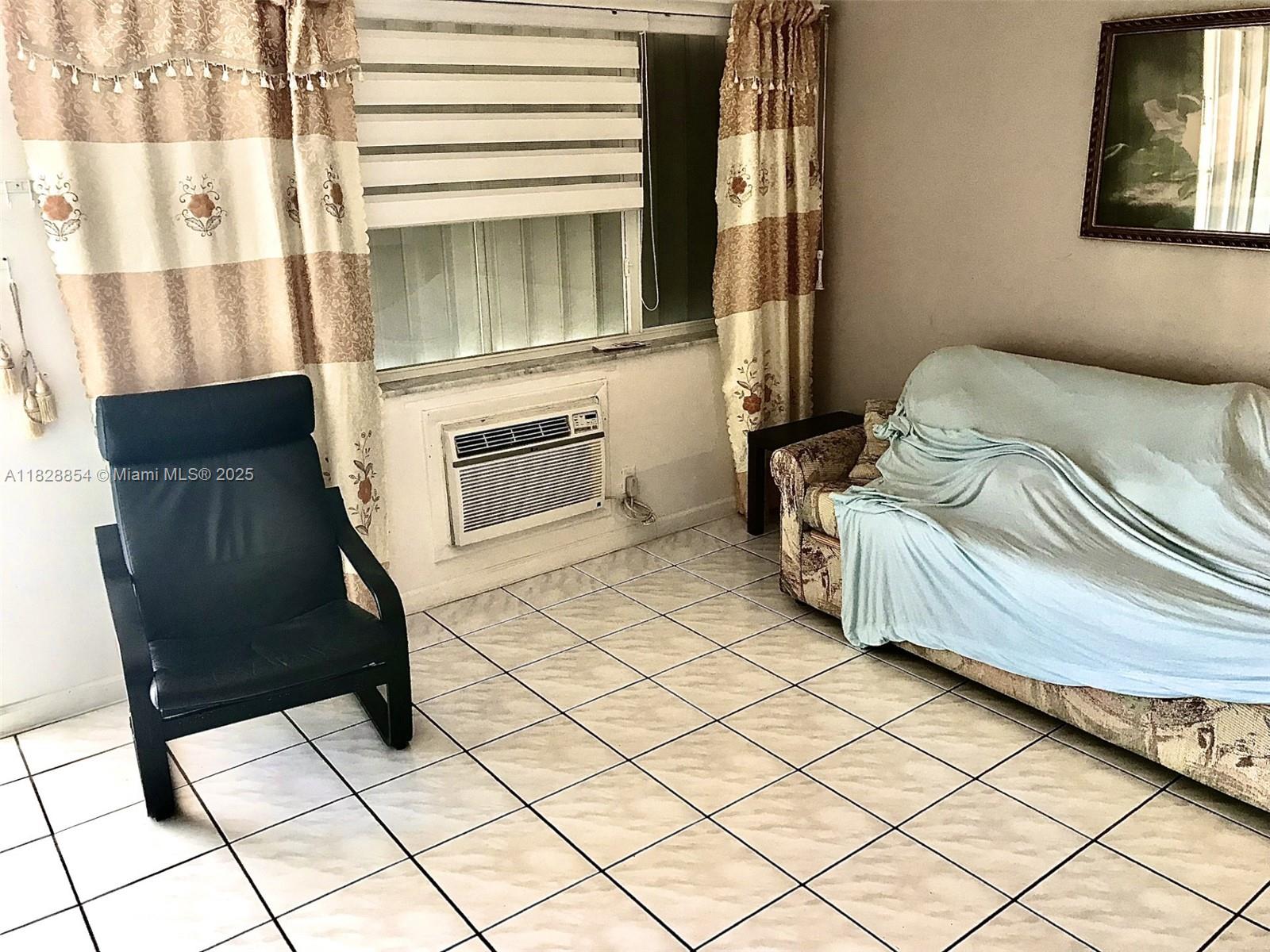 820 SW 11th Ave 16B