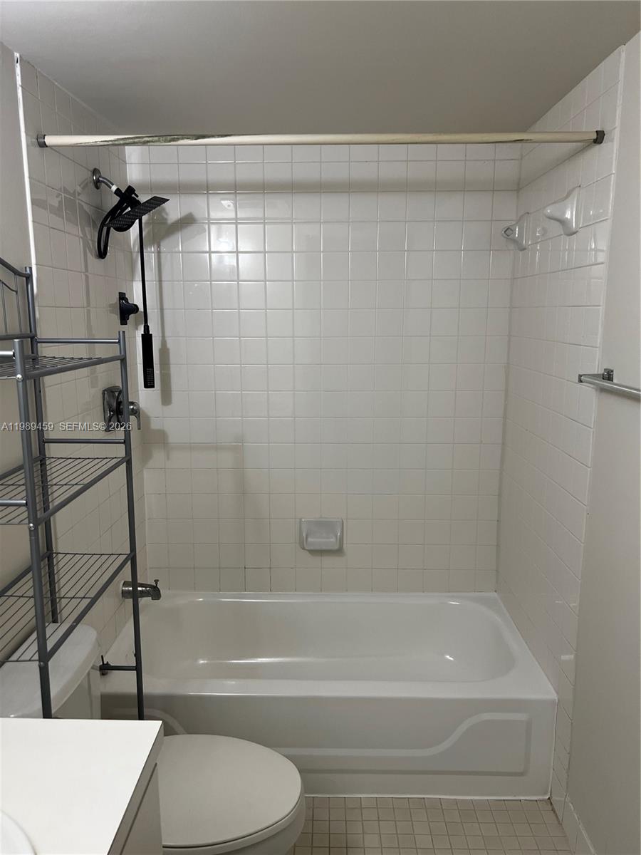 CARVERS SUB - Residential Lease