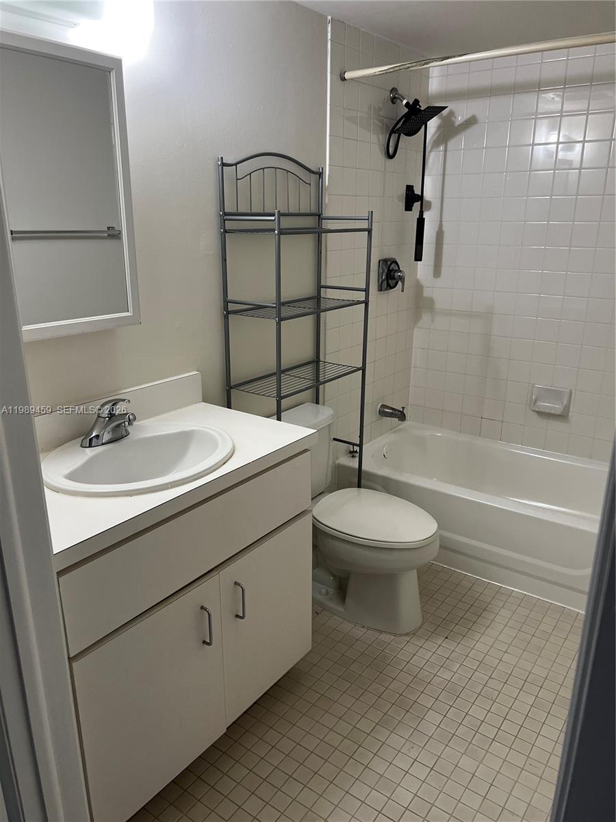 CARVERS SUB - Residential Lease