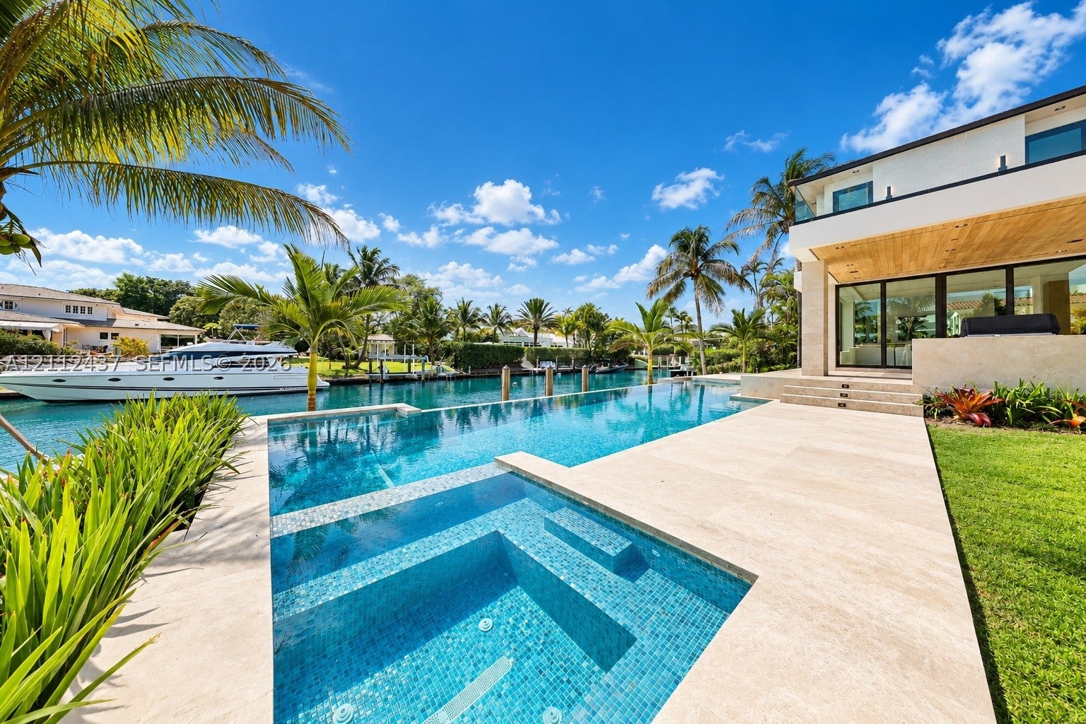 770 Lake Rd