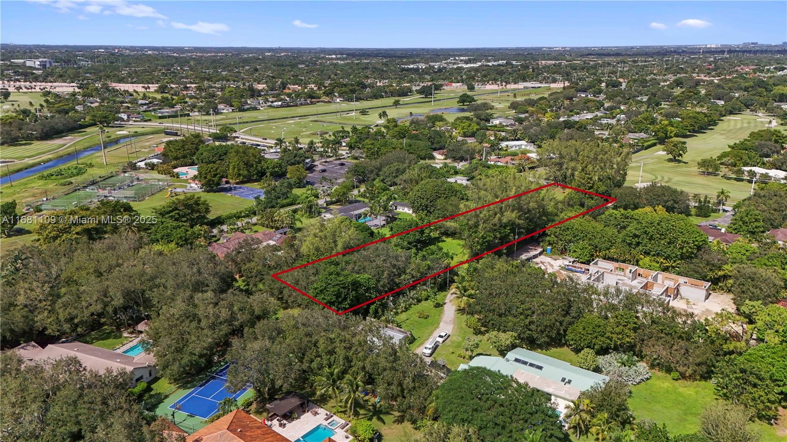 KILLIAN GREEN GOLF - Land