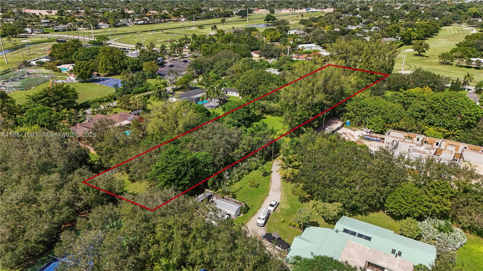 KILLIAN GREEN GOLF - Land