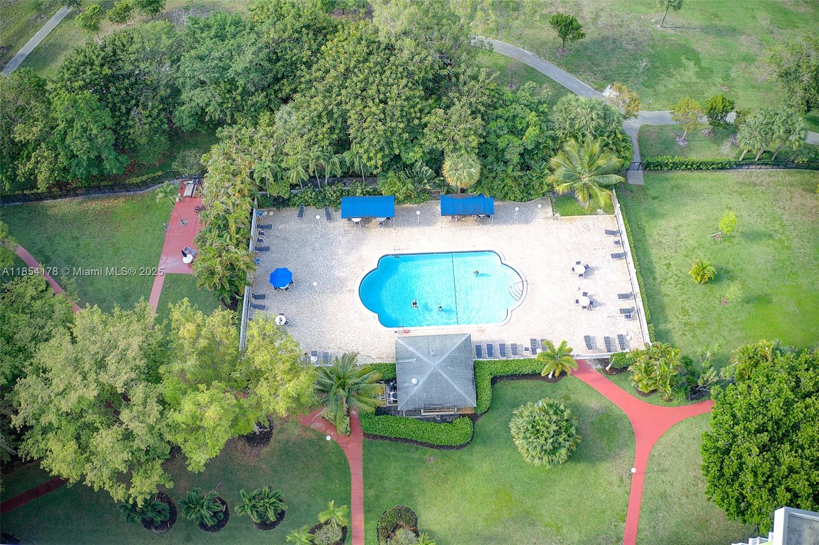 HILLCREST EAST NO 22 COND - Residential