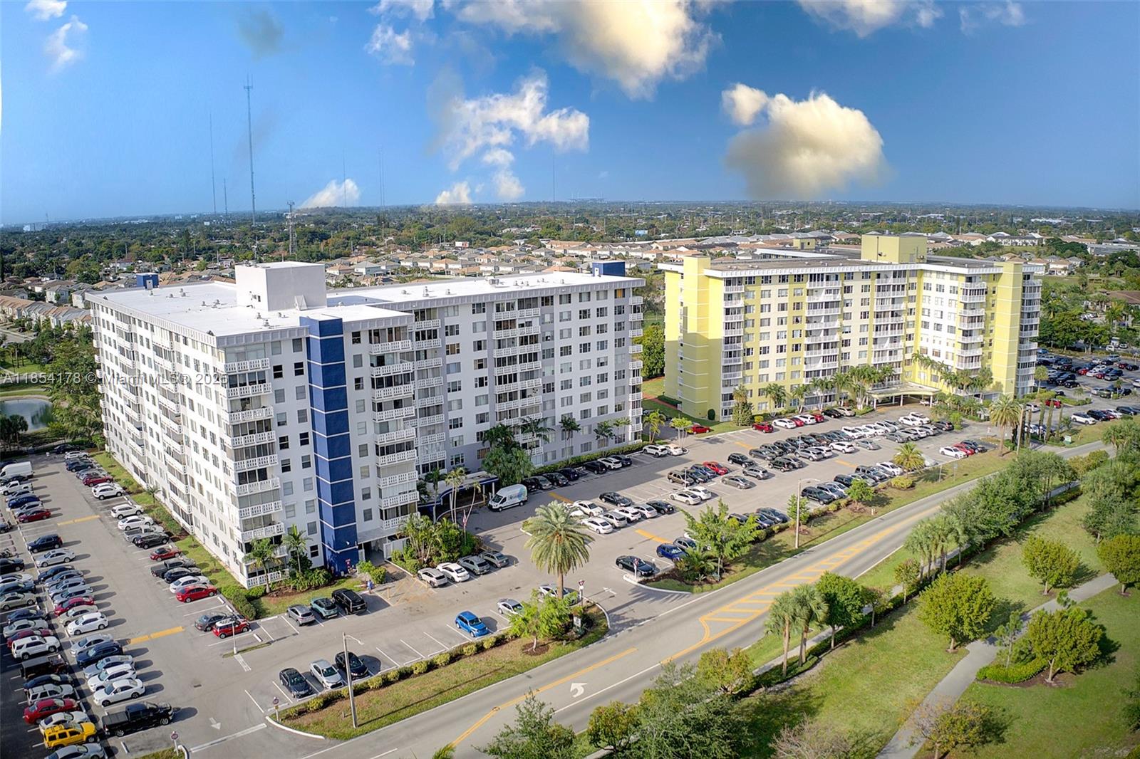 HILLCREST EAST NO 22 COND - Residential