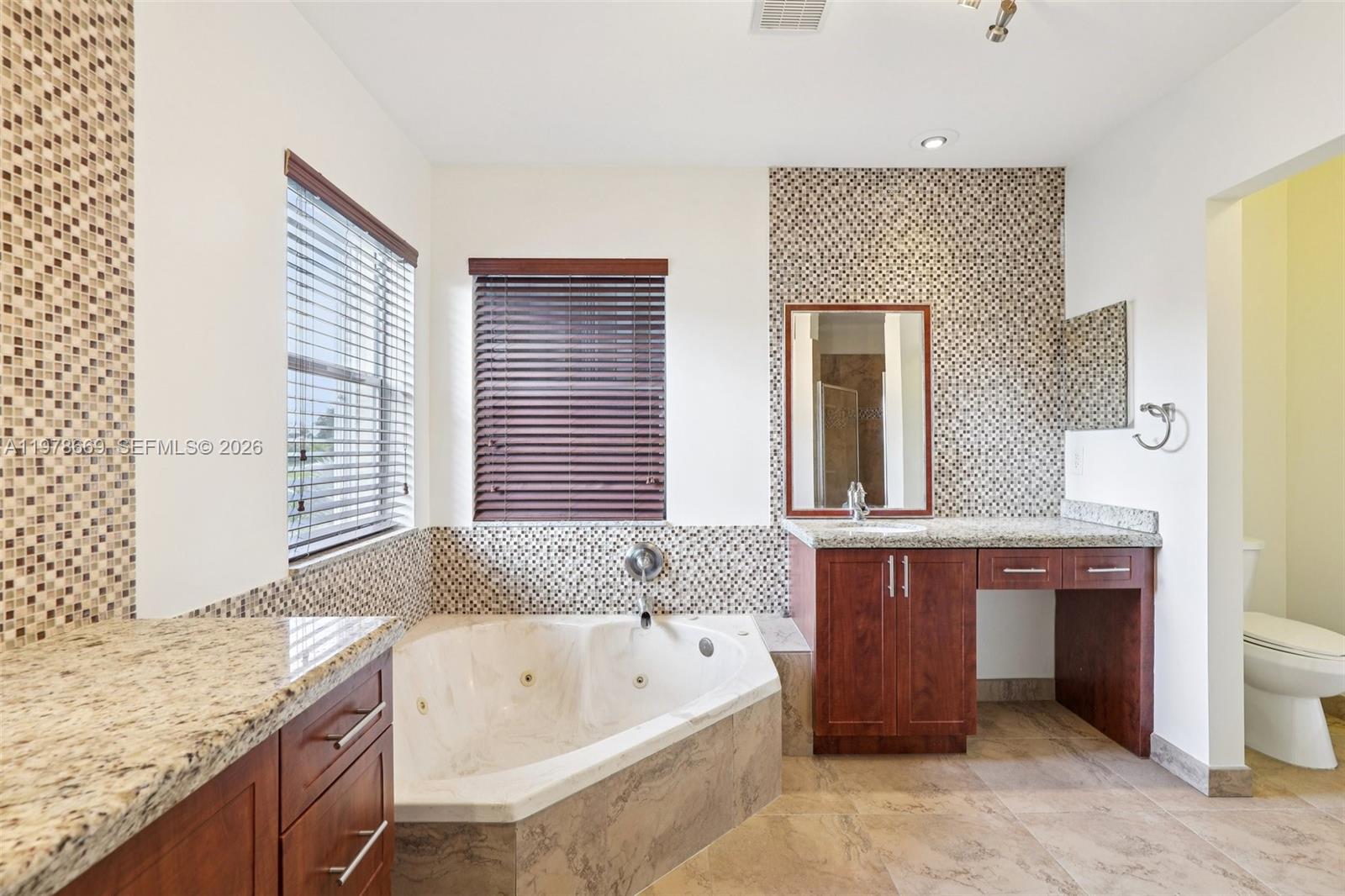 WALNUT CREEK REPLAT NO 1 - Residential