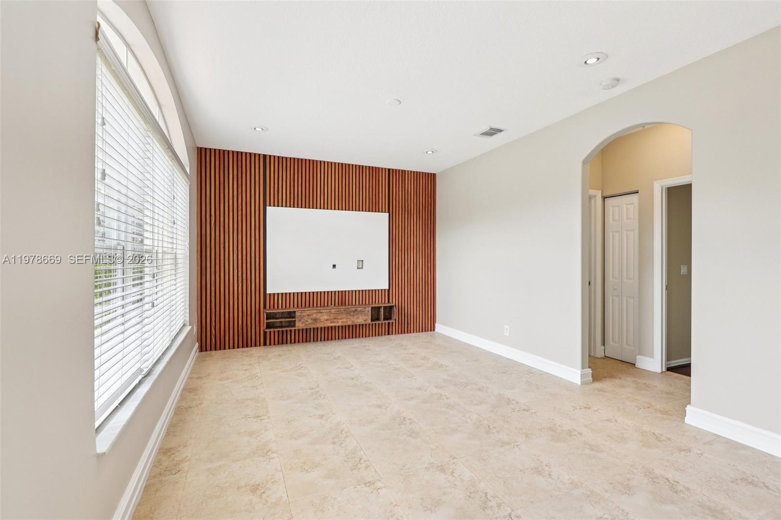 WALNUT CREEK REPLAT NO 1 - Residential