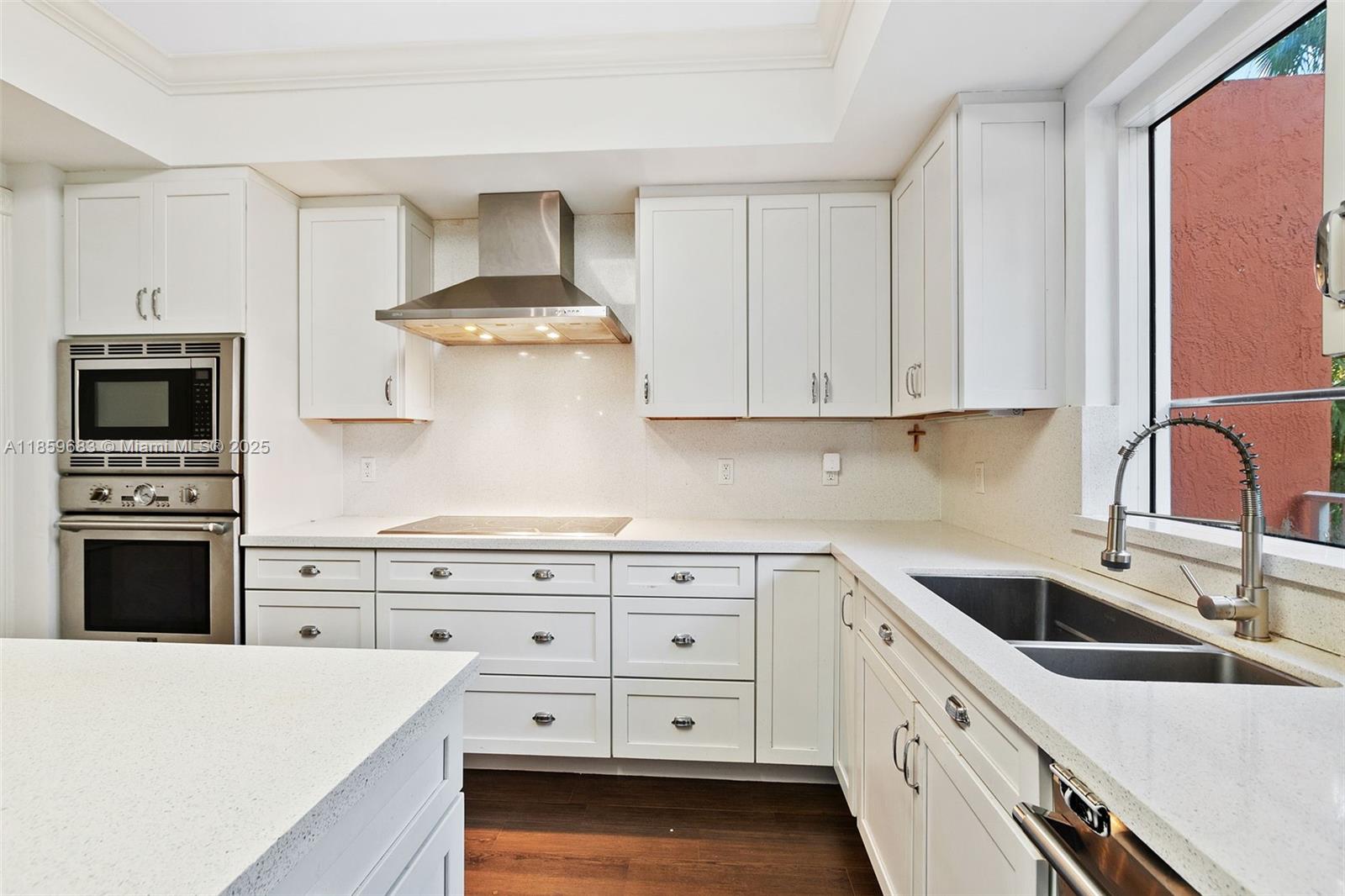 CLUB TOWER THREE CONDO - Residential