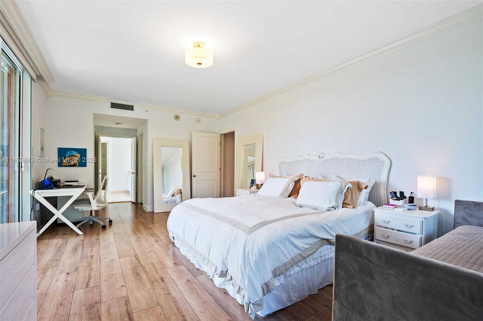 CLUB TOWER THREE CONDO - Residential