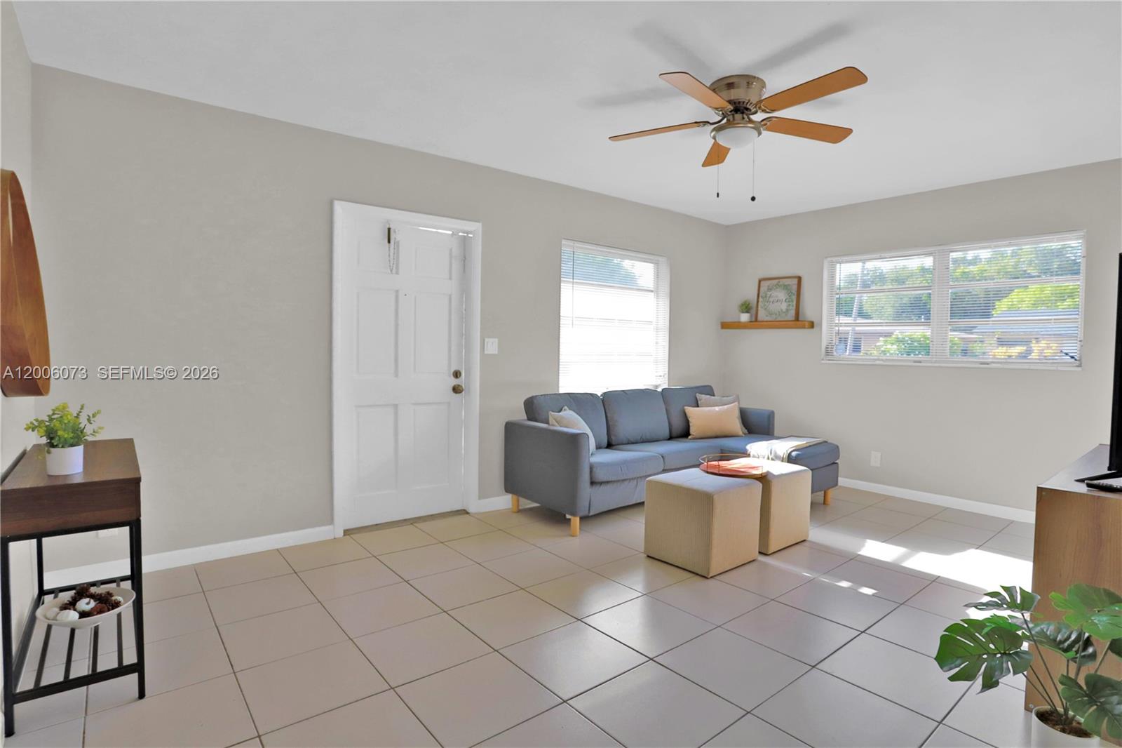 PYTHIAS PARK - Residential Lease