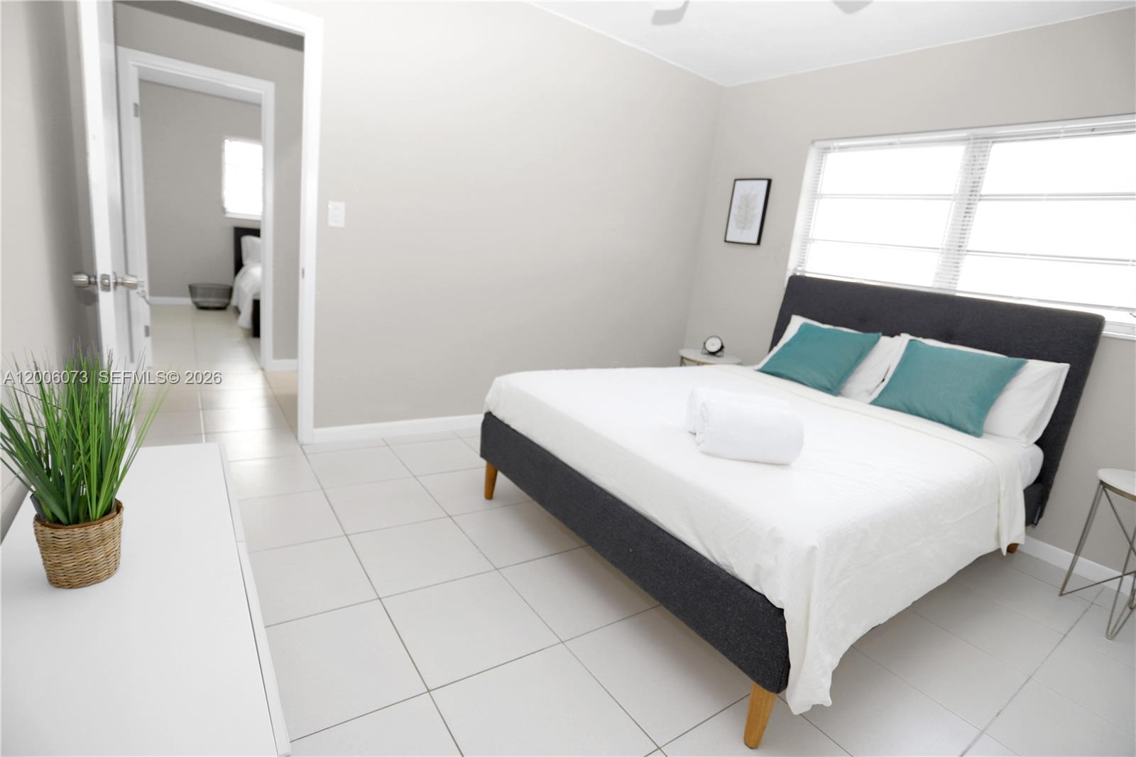PYTHIAS PARK - Residential Lease