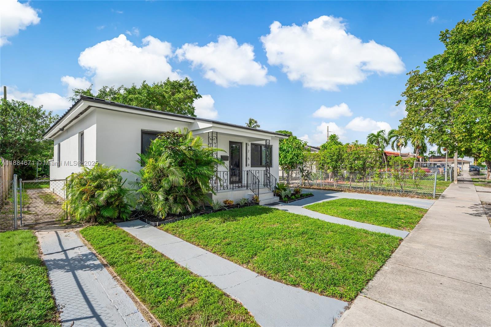 FLAGLER GROVE ESTATES EXT - Residential