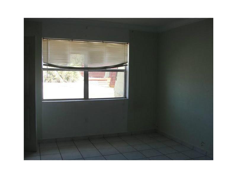 LOS PALACIOS BY MIAMI LAK - Residential Lease