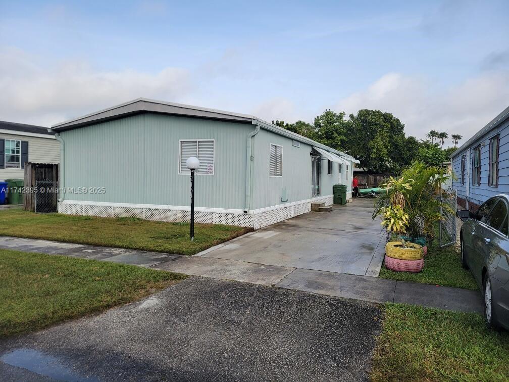 Property for Sale at 21641 Nw 3rd St, Pembroke Pines, Miami-Dade County, Florida - Bedrooms: 3 
Bathrooms: 2  - $295,000