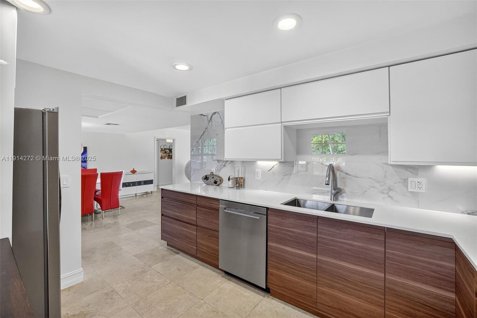 NO 74 PALM-AIRE COUNTRY C - Residential