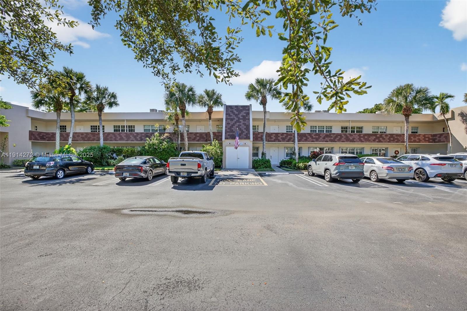 NO 74 PALM-AIRE COUNTRY C - Residential