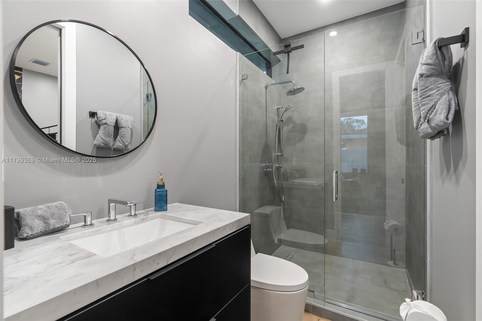 BUENA VISTA HEIGHTS EXTEN - Residential Lease