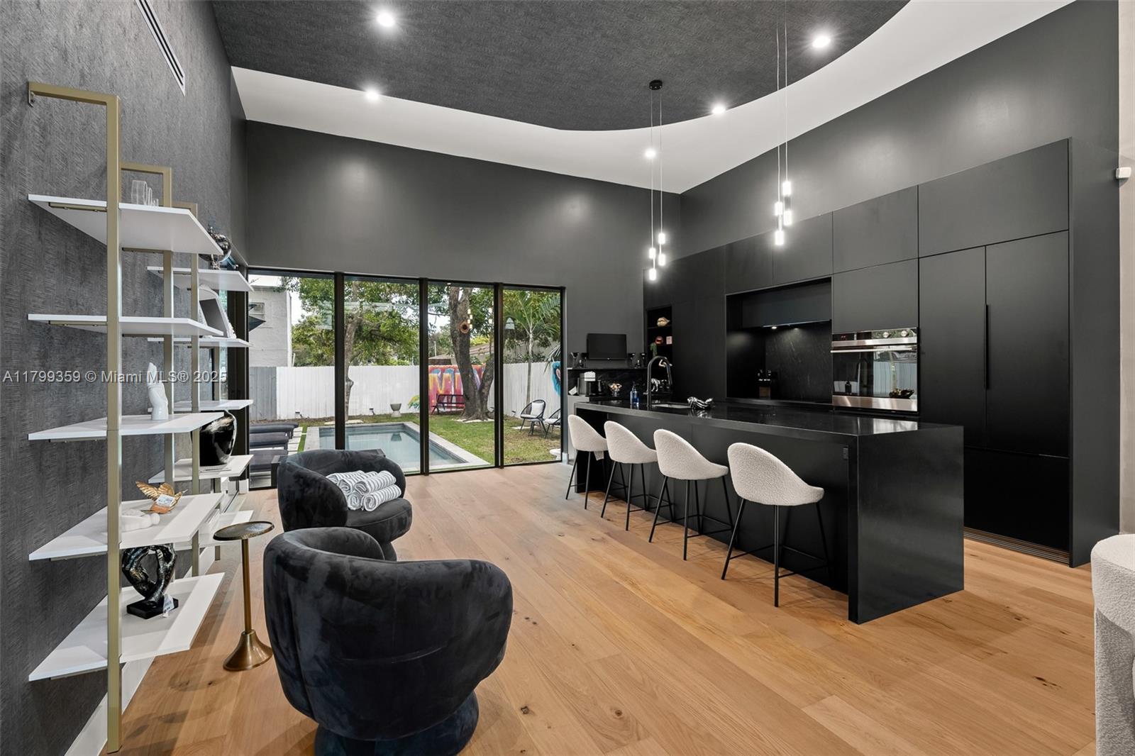 BUENA VISTA HEIGHTS EXTEN - Residential Lease