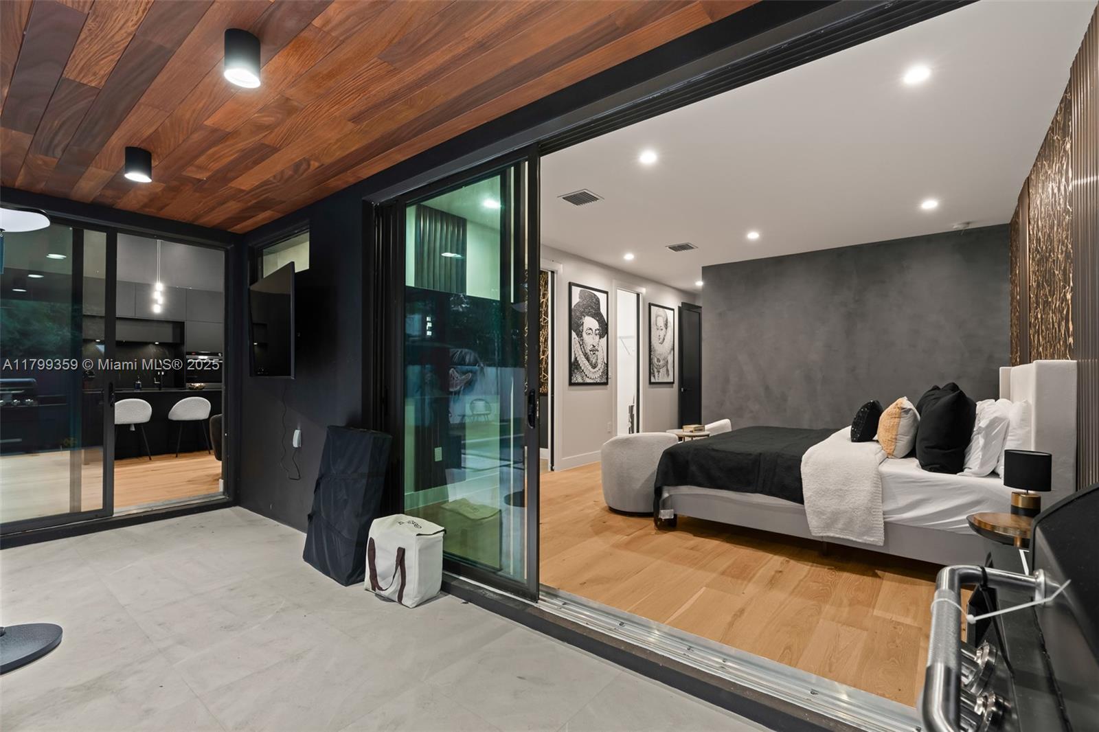 BUENA VISTA HEIGHTS EXTEN - Residential Lease