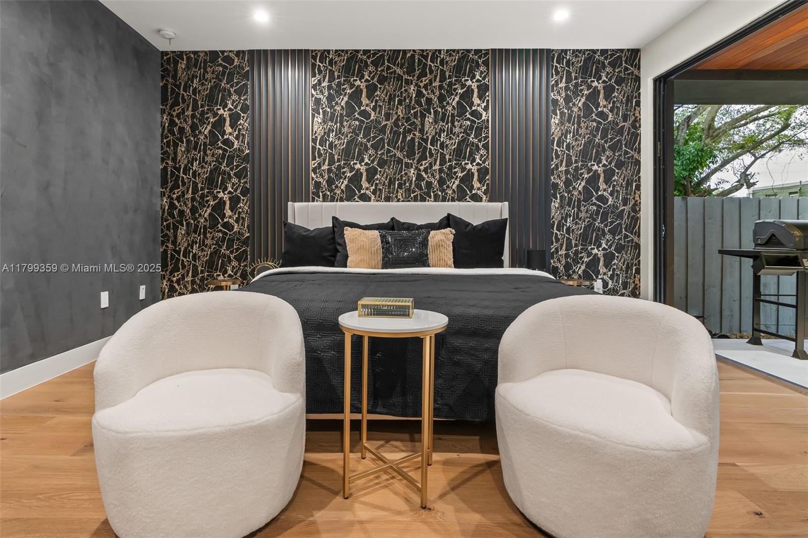 BUENA VISTA HEIGHTS EXTEN - Residential Lease