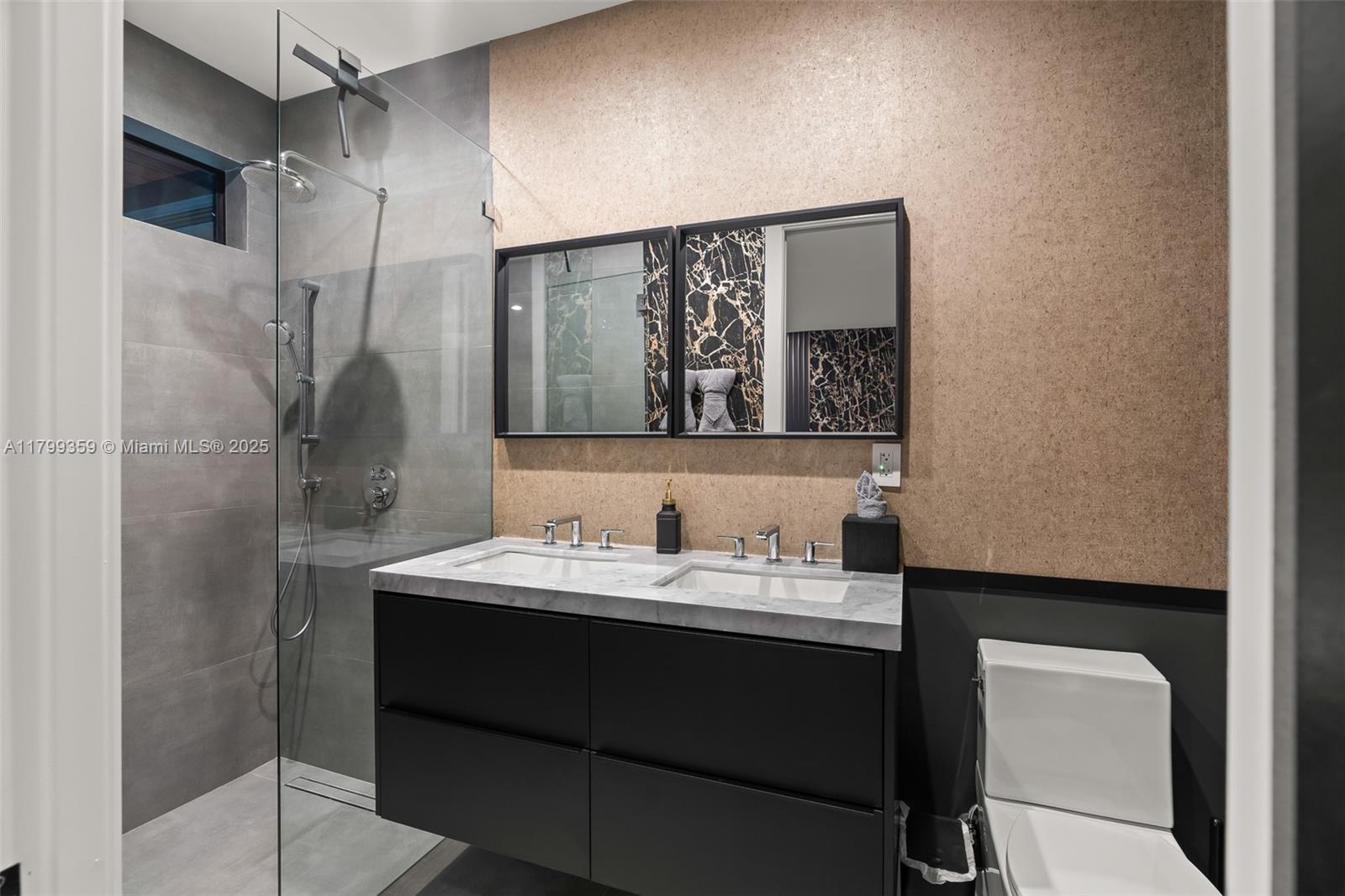 BUENA VISTA HEIGHTS EXTEN - Residential Lease